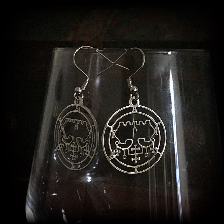 Belial ritual jewelry Sigil of Belial earrings Sigil jewelry Sigil jewellery Earth demon Demonology earrings Sigil earrings Occult earrings Occult jewelry Lesser magick Greater magick Crowley Aquino LaVey Seal of Belial Church of Satan Key of Solomon Pierced ears Tunnels