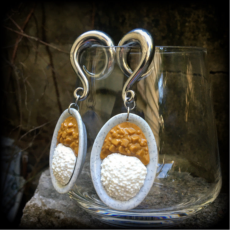 Japanese curry gauged earrings