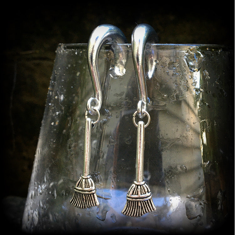 Besom earrings-Gauged earrings