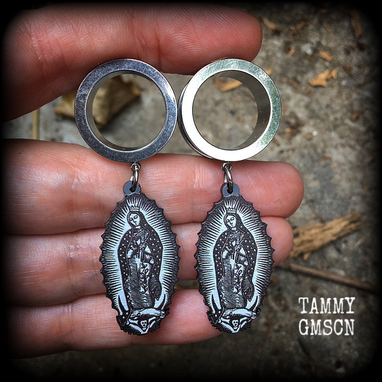 Lady of Guadalupe jewelry Lady of Guadalupe gauged earrings Sacred heart ear weights 16mm tunnels Tunnel earrings Tunnel dangles Ear hangers Body jewelry Religious jewelry Catholic jewellery 4mm 6mm 8mm 10mm 12mm 14mm 16mm 19mm 22mm 25mm Stretched lobes 