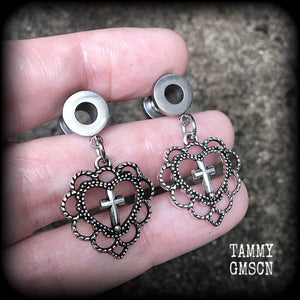 Sacred heart tunnel dangles