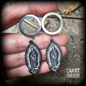 Lady of Guadalupe jewelry Lady of Guadalupe gauged earrings Sacred heart ear weights 16mm tunnels Tunnel earrings Tunnel dangles Ear hangers Body jewelry Religious jewelry Catholic jewellery 4mm 6mm 8mm 10mm 12mm 14mm 16mm 19mm 22mm 25mm Stretched lobes 