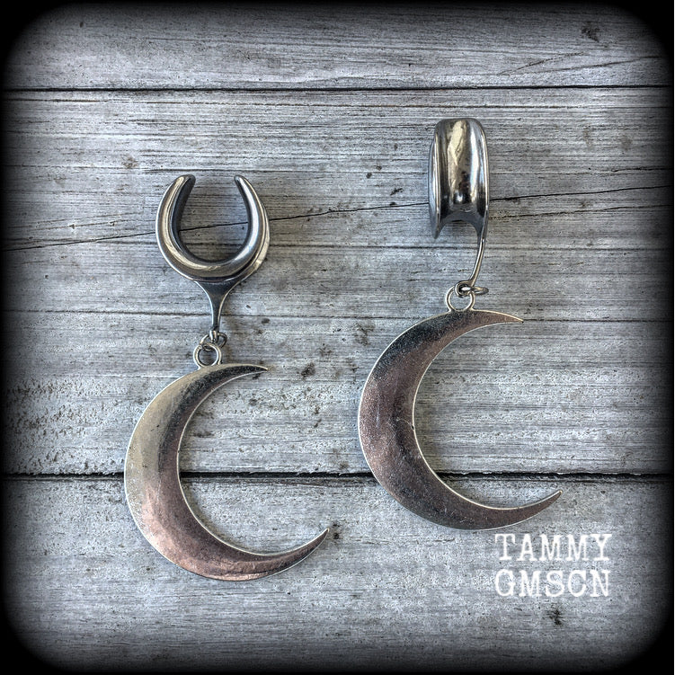 Crescent moon gauged earrings