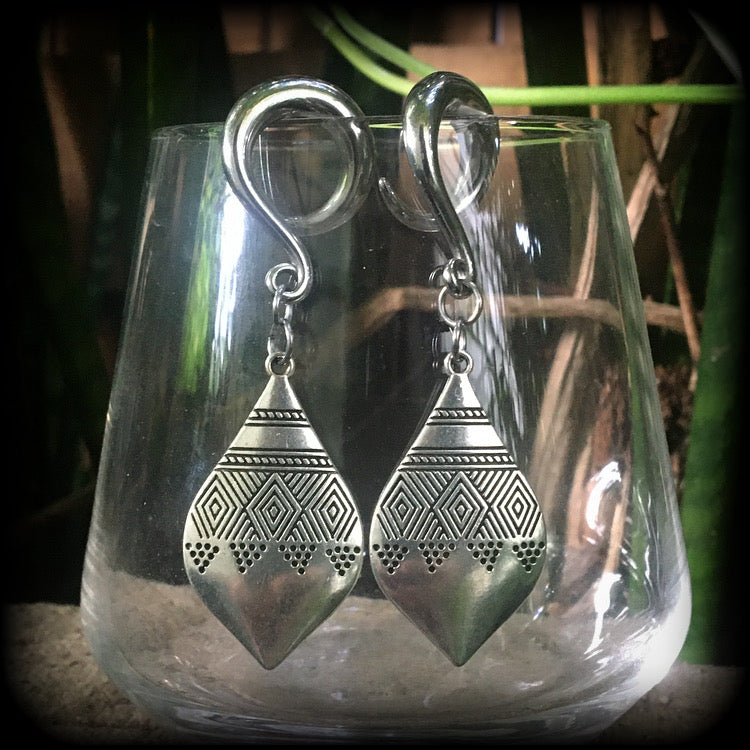 Antique silver tear drop earrings-Ishtar gauged earrings