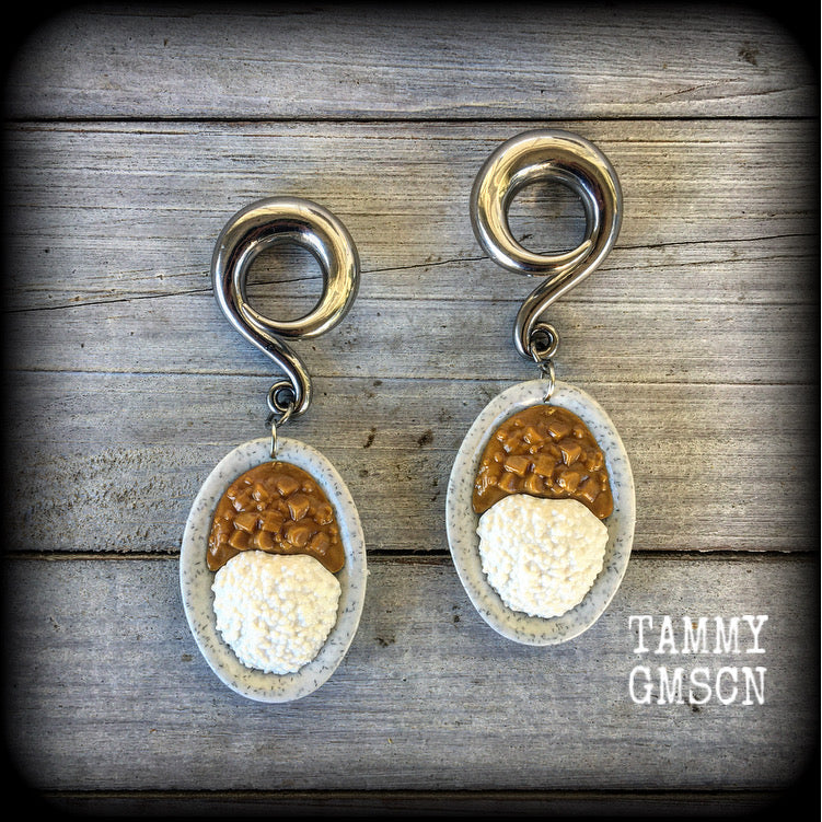 Japanese curry gauged earrings