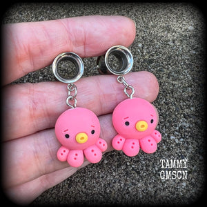 Kawaii octopus tunnel earrings