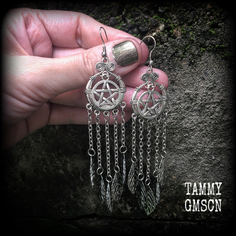 Leafy pentagram dangle earrings