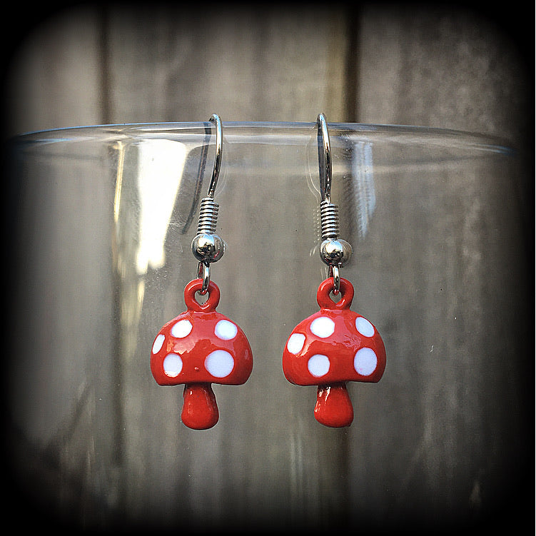 Red mushroom earrings