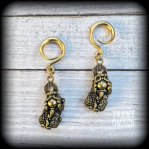 Foo dog earrings Foo dog ear weights Ear hangers Foo dog jewelry Temple dog ornaments Chinese lions Tattoo earrings Tattoo jewelry Tattoo designs Tattoos flash sheet Tattoo artist Tattooers 4mm 6mm 8mm 10mm 12mm 14mm 16mm 19mm 22mm 25mm 28mm 30mm 