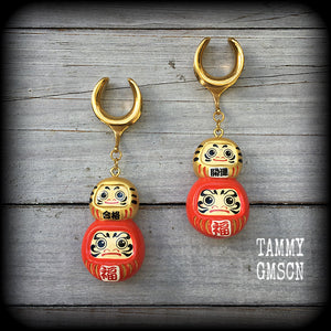 Red daruma earrings Gold daruma earrings Darumas Japanese dolls Japanese earrings Daruma ear hangers Daruma ear weights Unique ear weights Stretched ears Stretched lobes Gauges Gauged earrings 4mm 6mm 8mm 10mm 12mm 14mm 16mm 19mm 22mm 25mm 28mm 30mm 