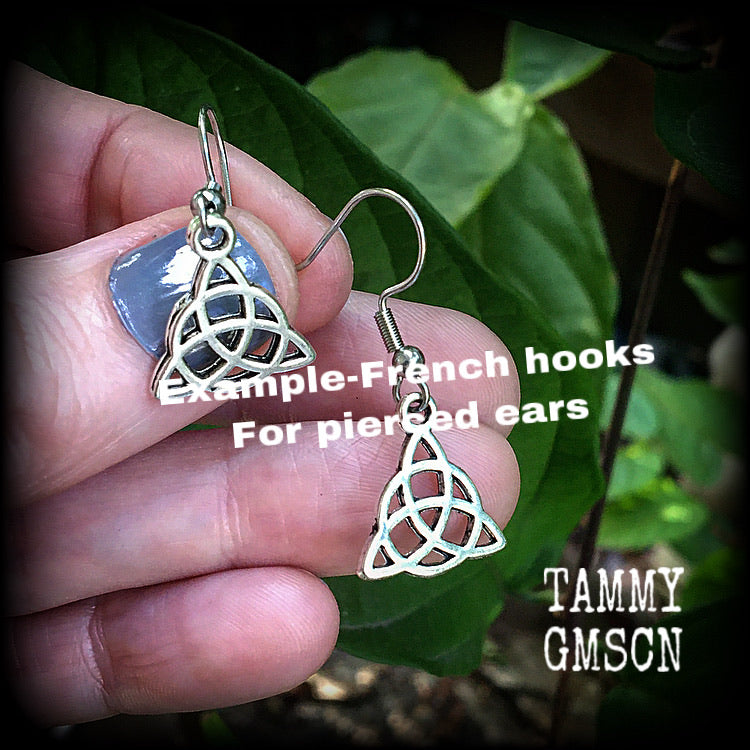 Triquetra earrings-Trinity knot earrings