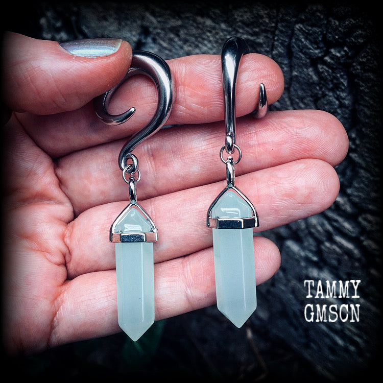 Gemstone body jewelry 