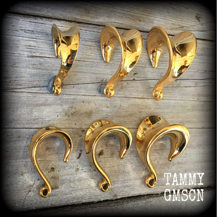 DIY Gold saddle hooks for stretched lobes