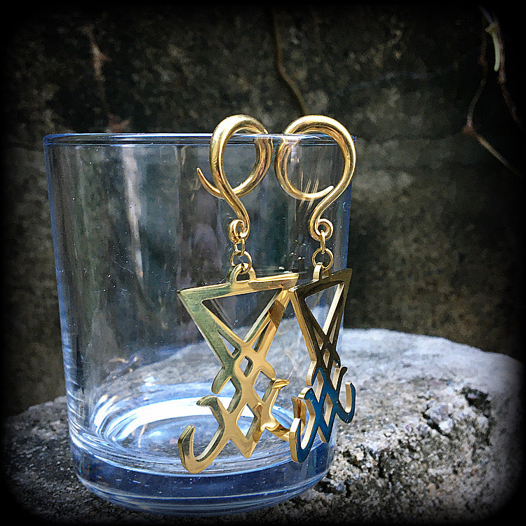 Sigil of Lucifer gauged earrings Satanic earrings Evil jewelry Occult ear weights Ear hangers Ear gauges 6 gauge ear weights Church of Satan Body jewelry Stretched ears Lobes Occult jewelry 4mm 6mm 8mm 10mm 12mm 14mm 16mm 19mm 22mm 25mm 28mm 30mm 