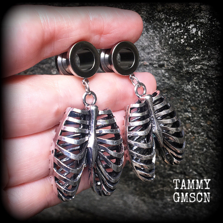 Ribcage tunnel earrings-Horroupunk halloween earrings