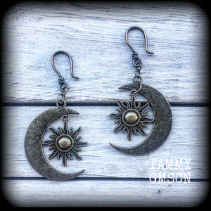 Esoteric sun and moon earrings-Ear hangers