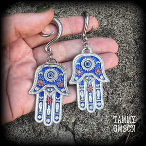 These gorgeous antique silver and enamel hamsa hand gauged earrings weigh approx 17 grams each, and measure just on 9cms from tip to tip, nice and dangly.

This pair have been made on 2 gauge (6mm) surgical steel full curl hooks, to be worn in stretched lobes.