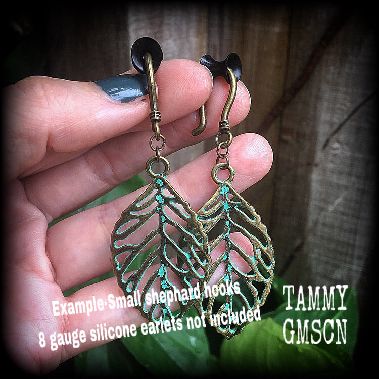 Leaf earrings-Bronze ear hangers