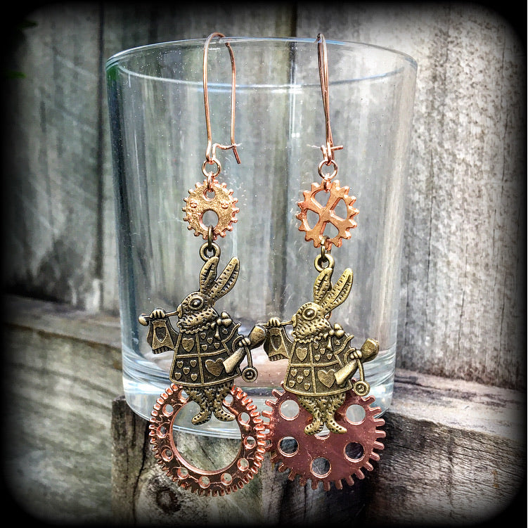 Alice in Wonderland steampunk earrings