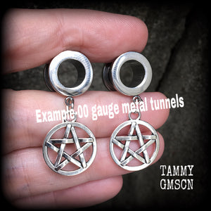 Pentagram tunnel earrings Pentagram tunnel dangles 00 gauge tunnel earrings Ear gauges Body jewelry 2g 0g 00g 1/2” 9/16” 5/8” 3/4" 7/8” 1” 1.10” Stretched ears Stretched lobes Witches jewellery Occult jewelry Pagan Druid Wiccan Satanic jewelry