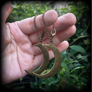 Tunnel earrings 