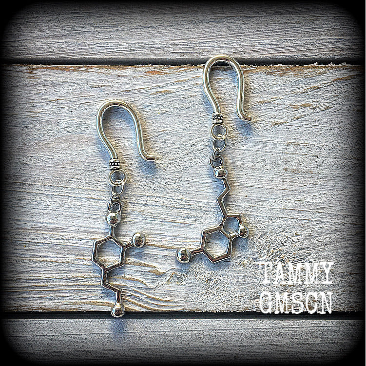 Dopamine and serotonin earrings 8 gauge earrings 8 gauge ear hangers Chemistry Biology Chemical reactions Lab geek jewelry Science fiction Sci Fi jewelry Molecules Molecule jewelry Serotonin molecule earrings Dopamine molecule earrings
