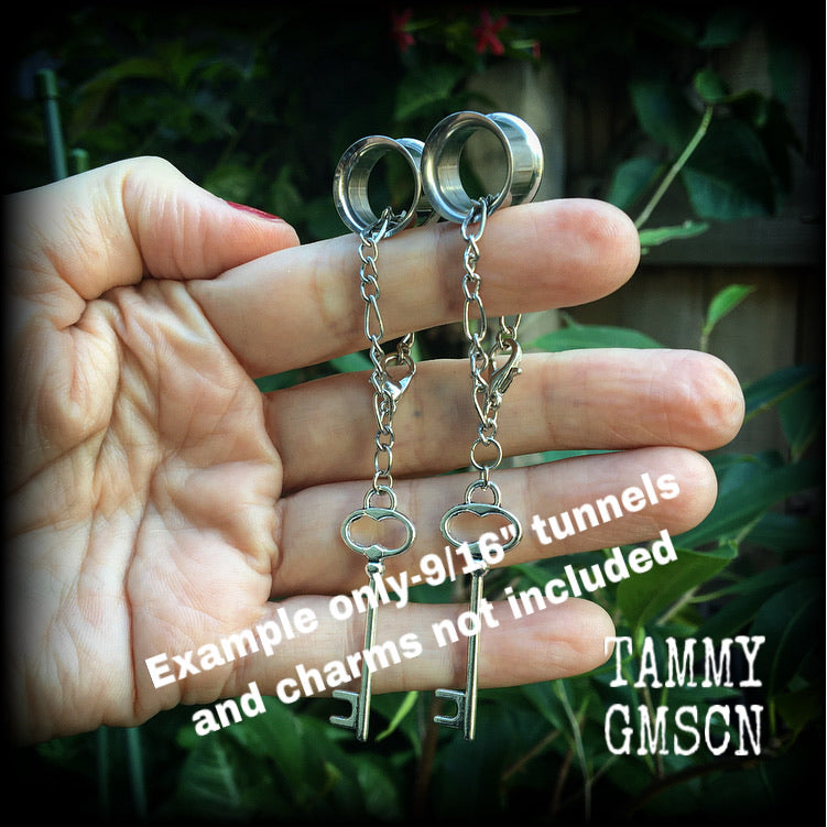 DIY chain for 4 gauge 5mm Tunnel earrings