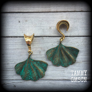 Ginkgo leaf earrings Ginkgo leaf ear weights Ear hangers Ear gauges Stretched ears Stretched lobes Gauged earrings Gauged ears Mossgoth Whimsigoth Cottagecore Forestpunk Goblincore Witchyvibes 4mm 6mm 8mm 10mm 12mm 14mm 16mm 19mm 22mm 25mm 28mm 30mm 