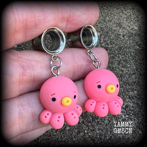 Kawaii octopus tunnel earrings