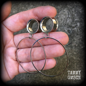 Hoop earrings Plug hoops Tunnel hoops 9/16" tunnel earrings Geometric ear hangers 14mm tunnels Body jewelry 2g 0g 00g 1/2" 5/8" 3/4" 7/8" 1" Tunnel earrings Tunnel dangles Ear gauges Plug gauges Stretched ears Stretched lobes Gauged earrings Gauged