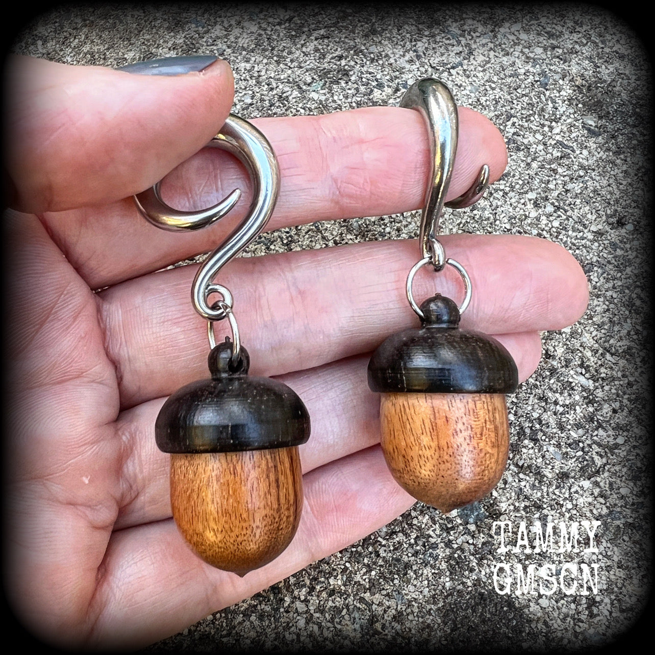 Acorn earrings Acorns earrings Wood ear weights Wood gauged earrings Carved wood ear weights 2 gauge ear weights Stash pot jewelry Stash pot earrings Pet jewelry Pet memorial urn Ear hangers 4mm 6mm 8mm 10mm 12mm 14mm 16mm 19mm 22mm 25mm 28mm 30mm